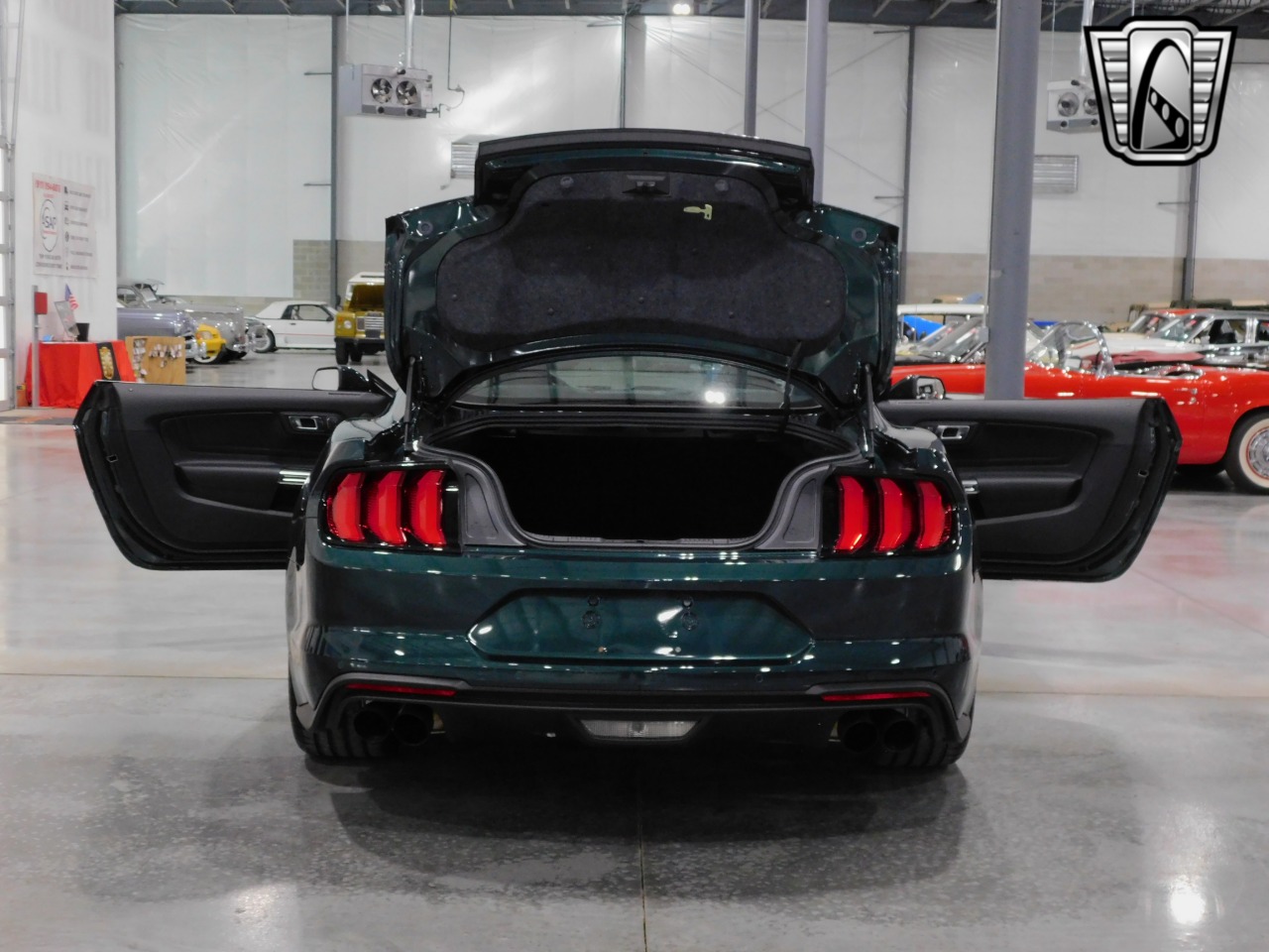 2019 Ford Mustang 18