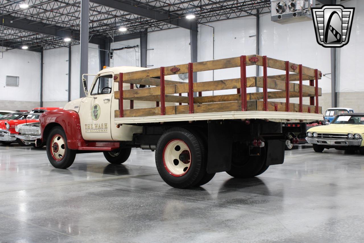 1953 Chevrolet 4400 40