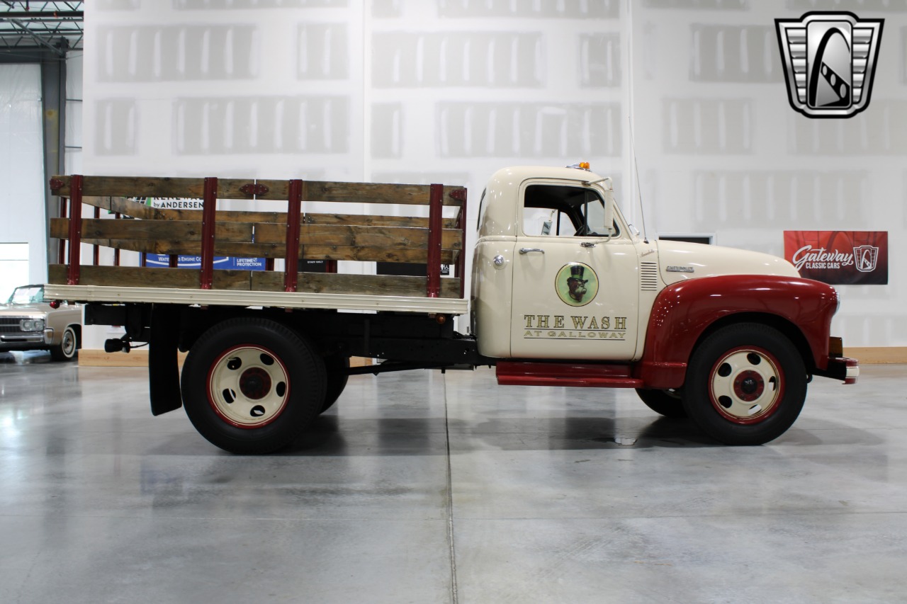 1953 Chevrolet 4400 42
