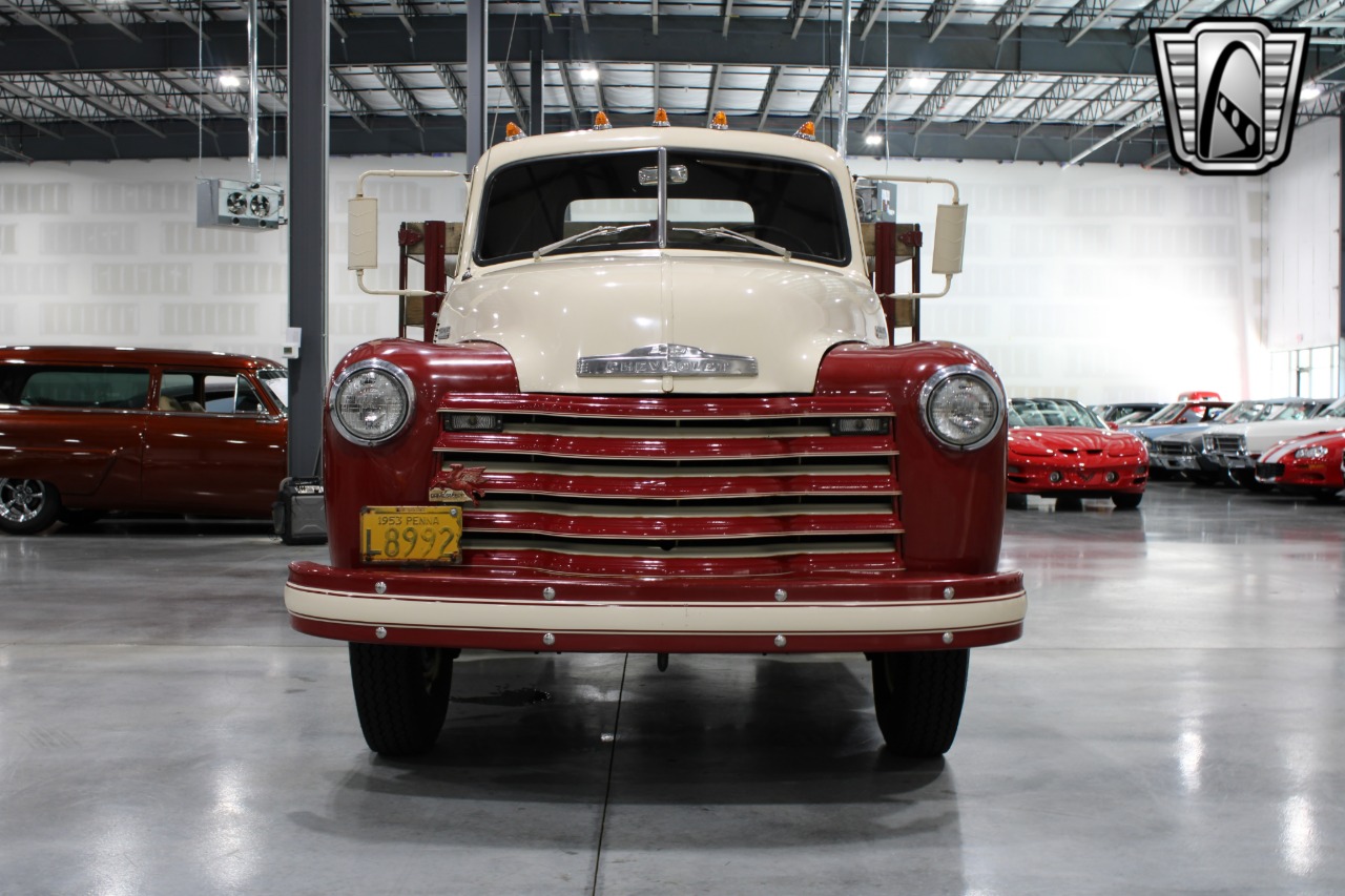 1953 Chevrolet 4400 44