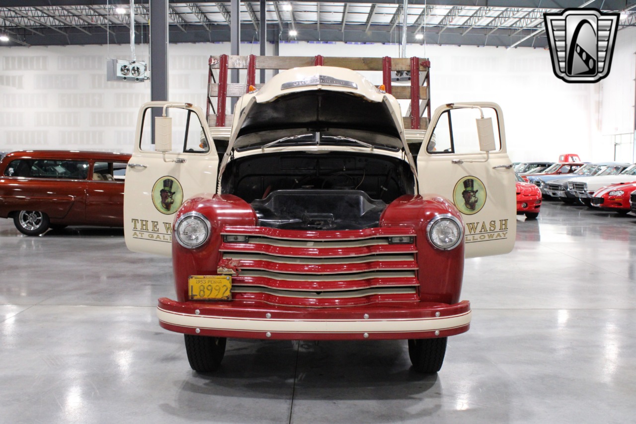 1953 Chevrolet 4400 21