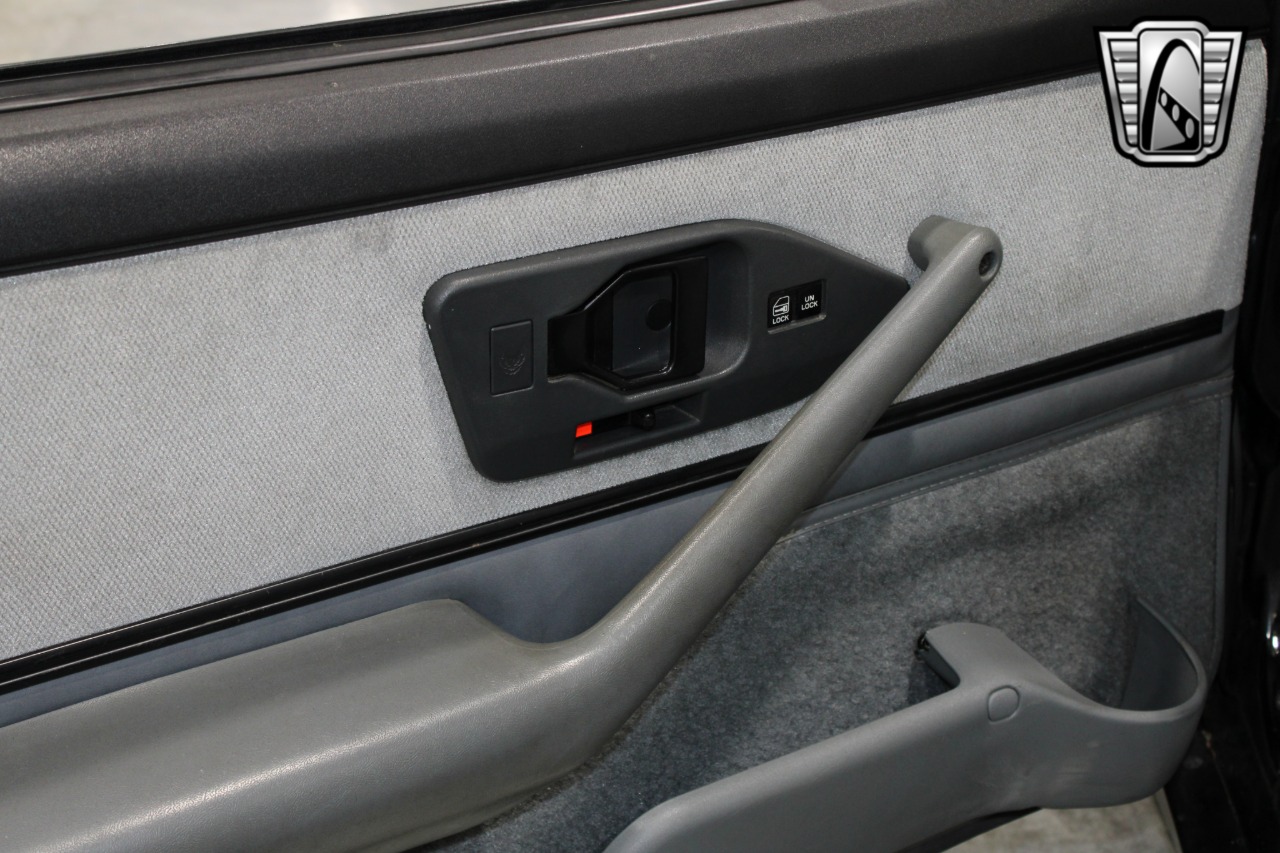 1991 Pontiac Firebird 95