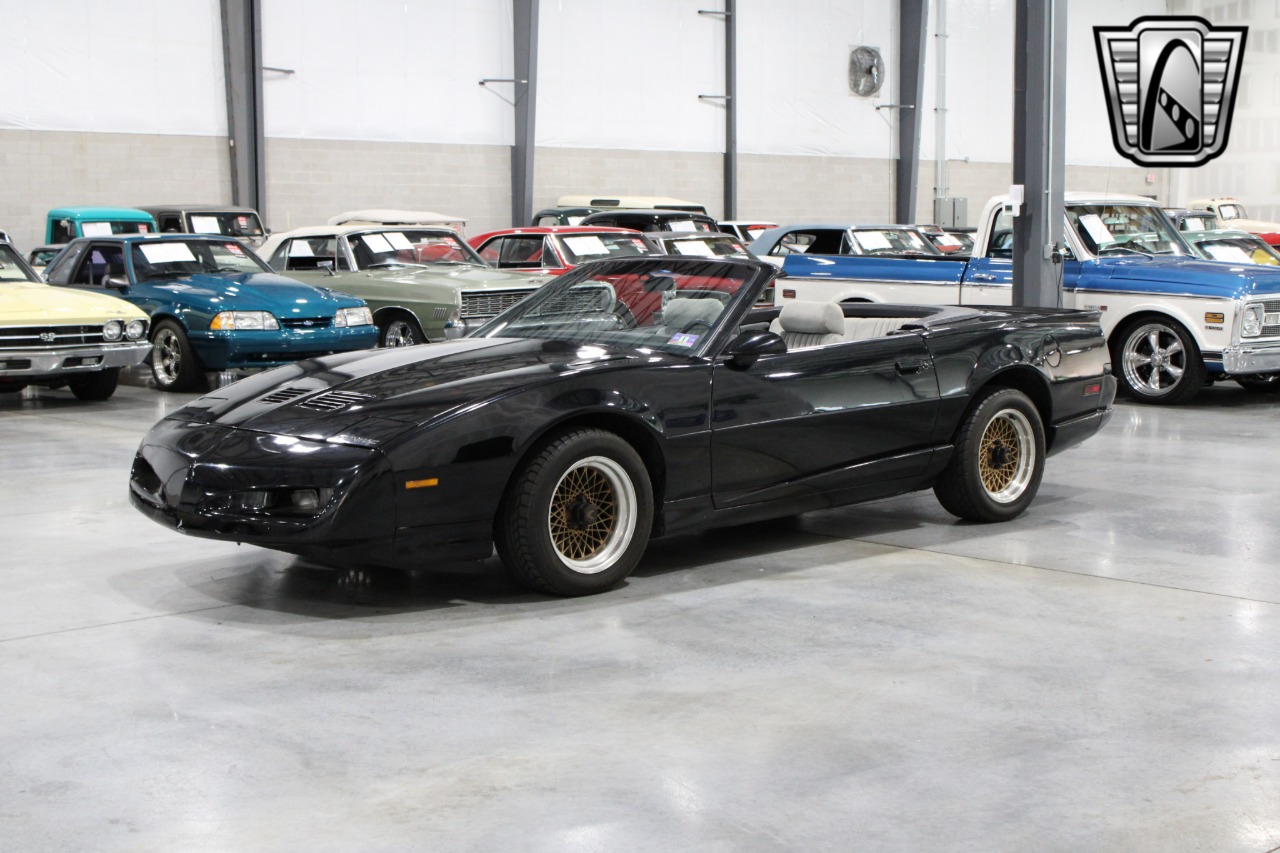 1991 Pontiac Firebird 29