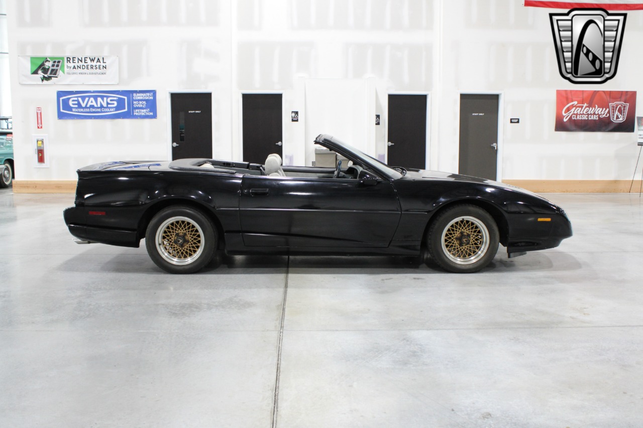 1991 Pontiac Firebird 34