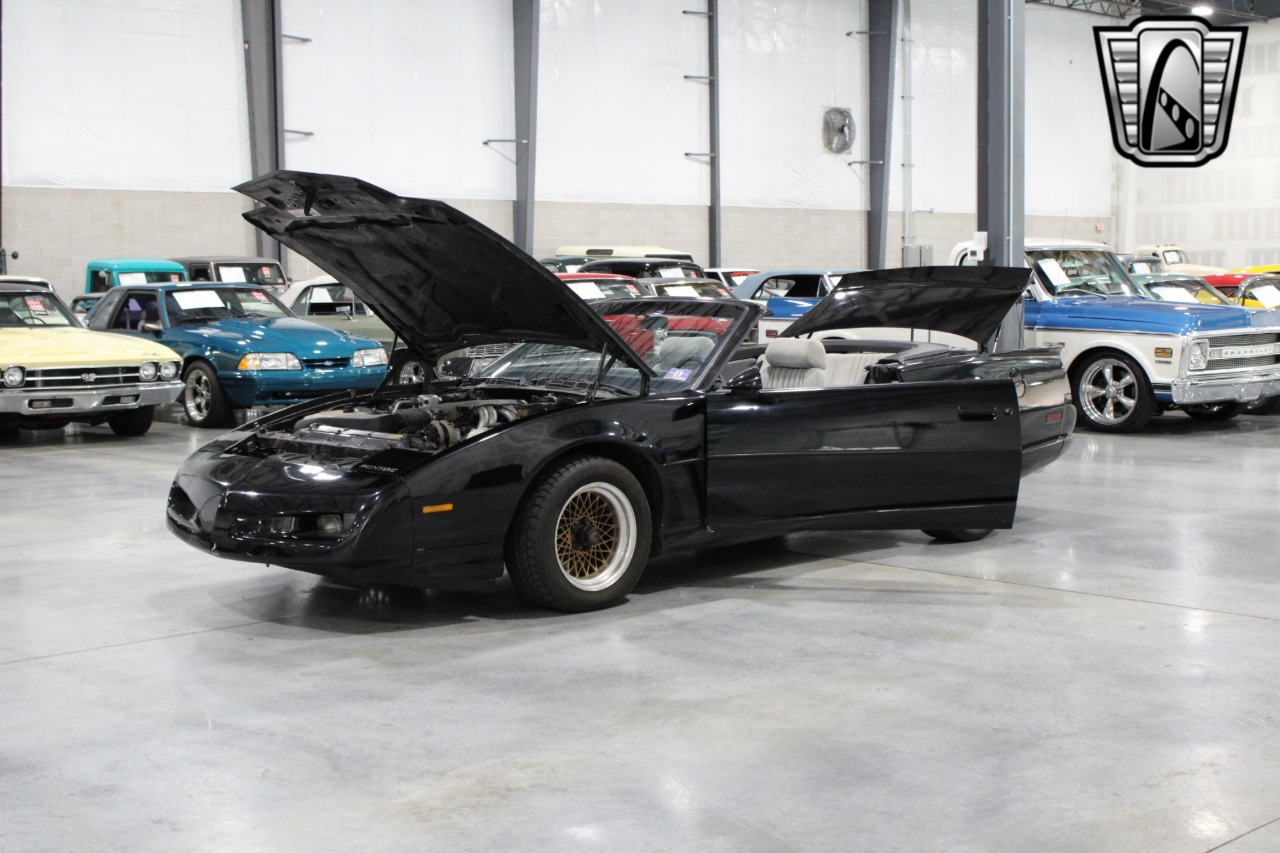 1991 Pontiac Firebird 16