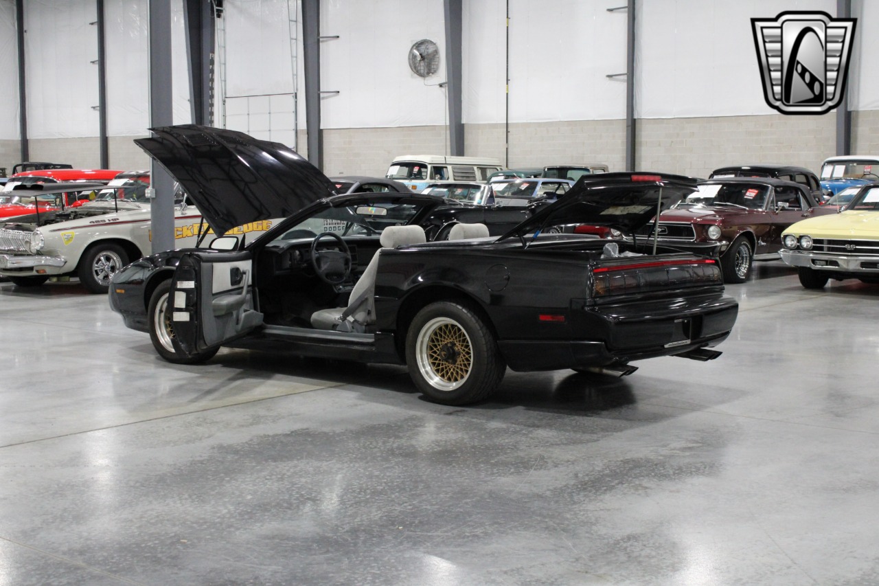 1991 Pontiac Firebird 17