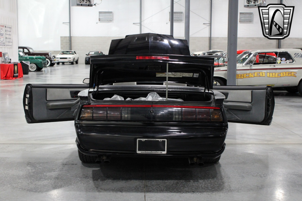 1991 Pontiac Firebird 18