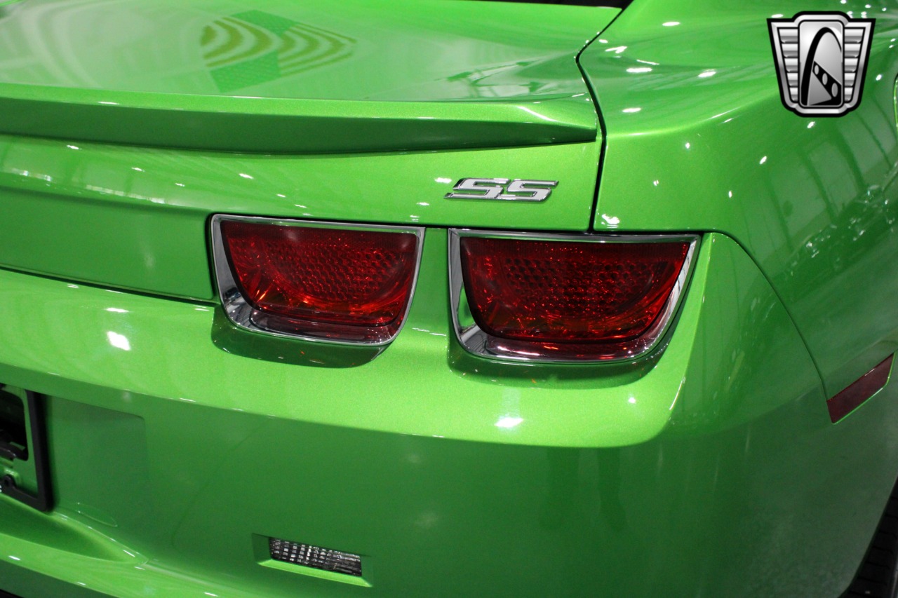 2011 Chevrolet Camaro 75