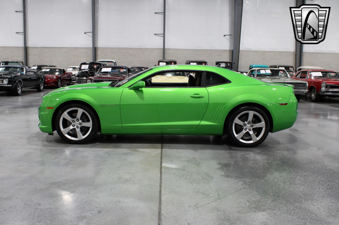 2011 Chevrolet Camaro 33