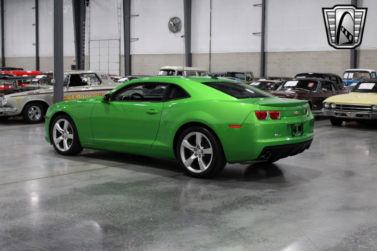 2011 Chevrolet Camaro 34