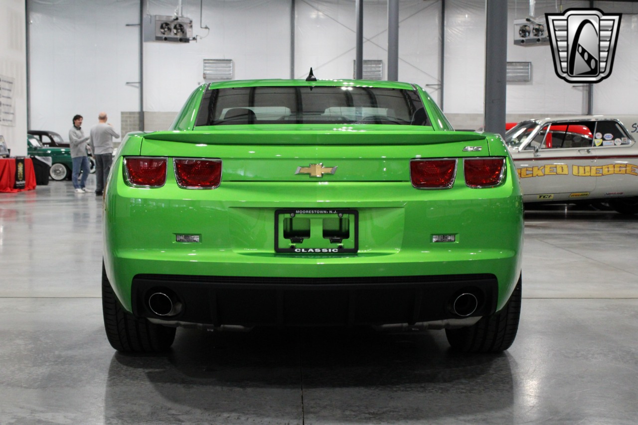 2011 Chevrolet Camaro 42