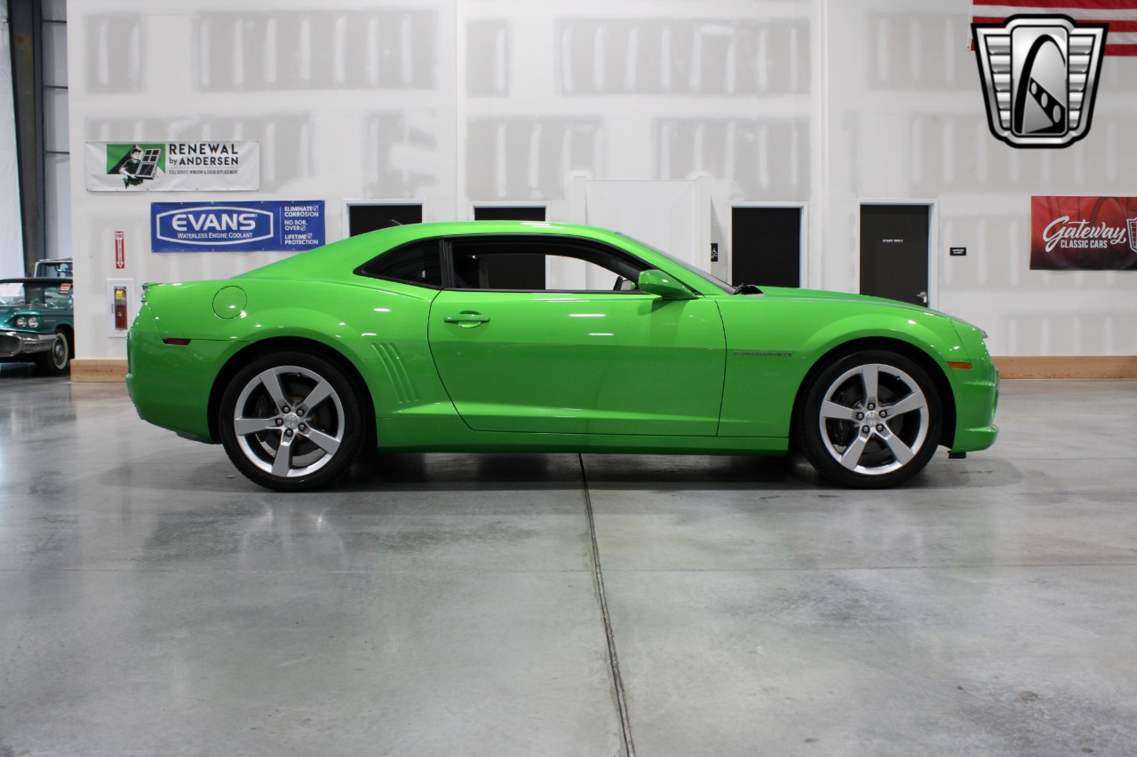 2011 Chevrolet Camaro 43