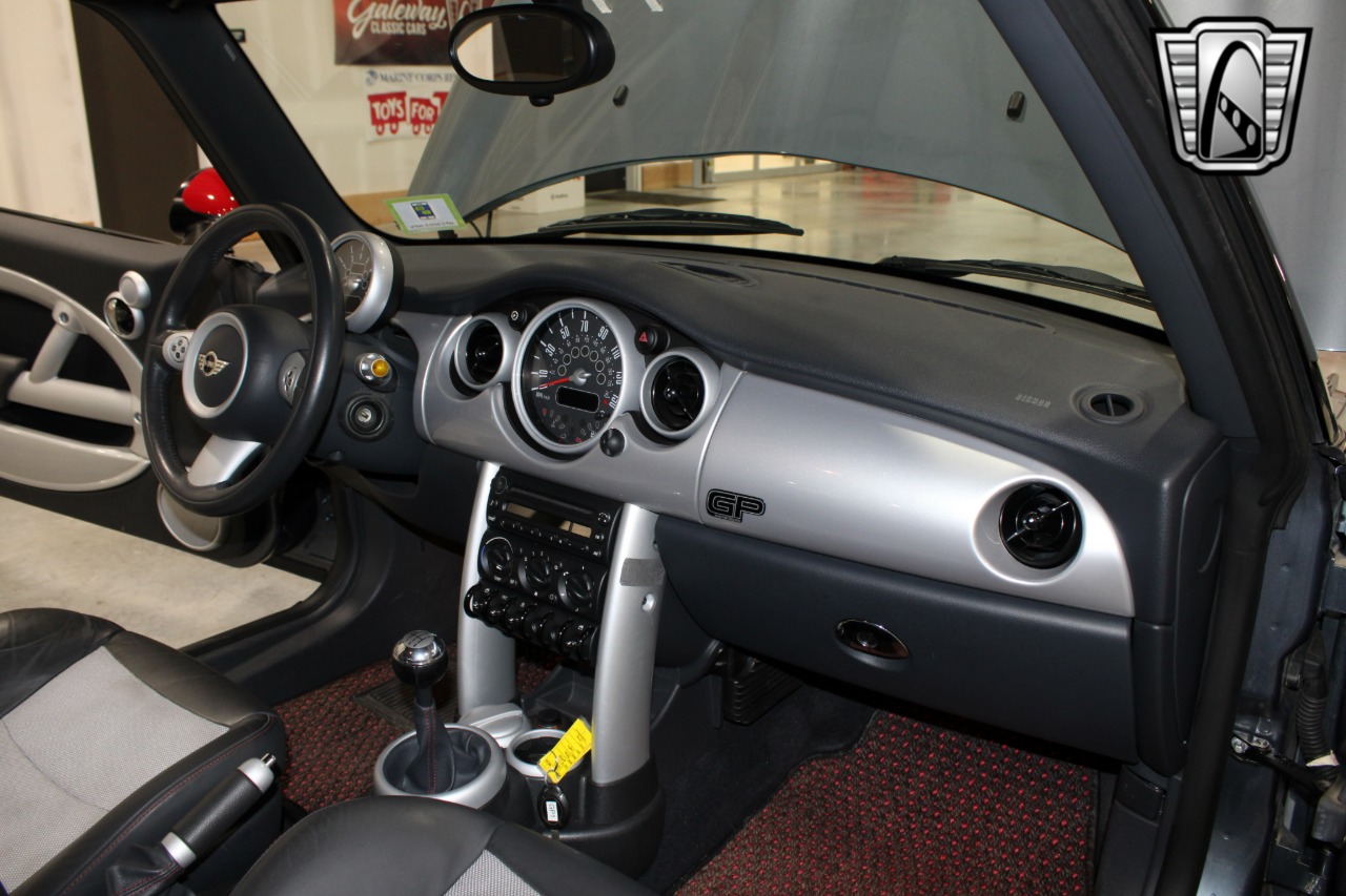 2006 Mini Cooper 25