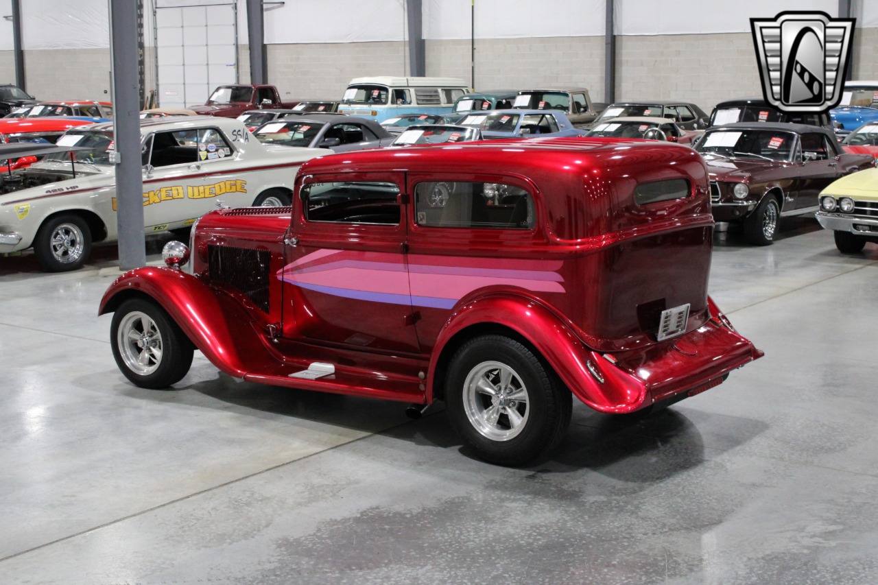 1933 Plymouth Sedan 46
