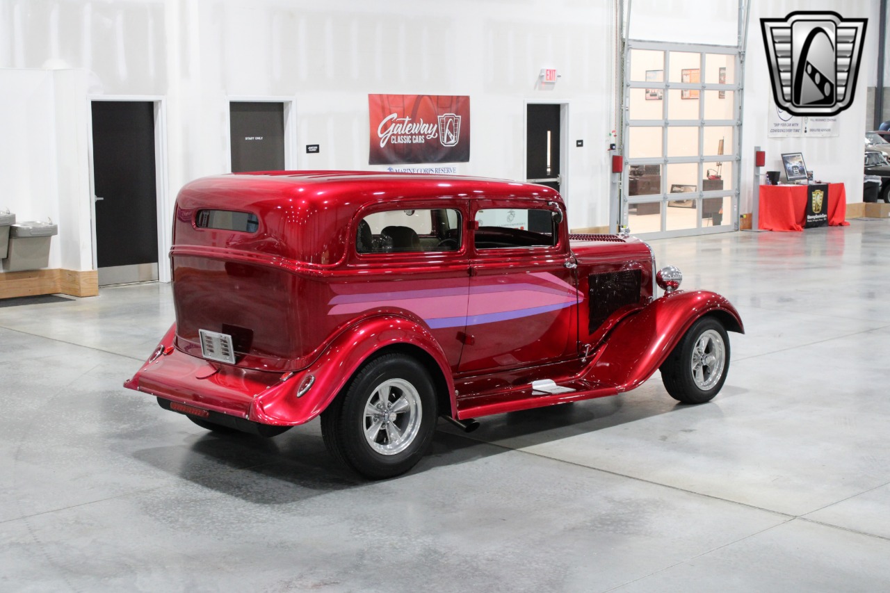 1933 Plymouth Sedan 15