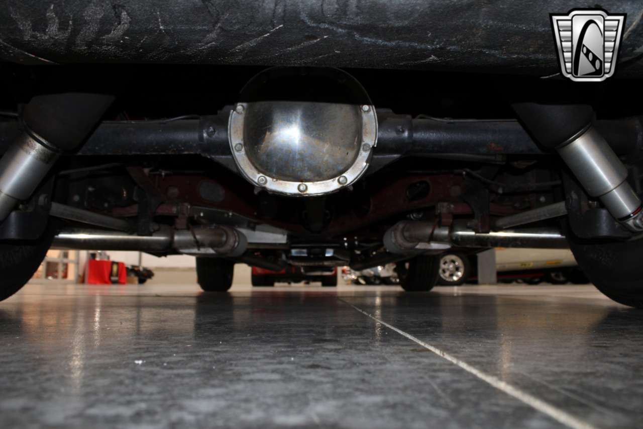 1933 Plymouth Sedan 28