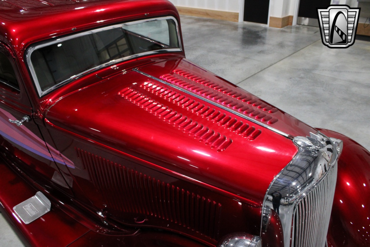 1933 Plymouth Sedan 49