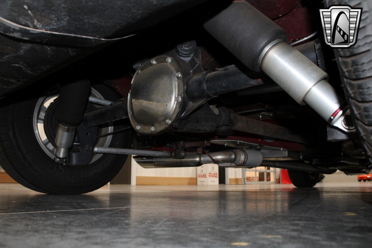 1933 Plymouth Sedan 29