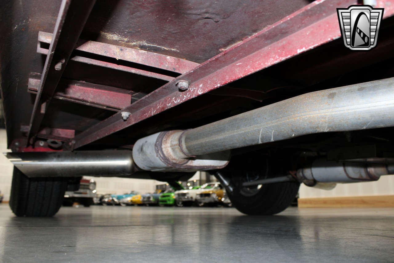 1933 Plymouth Sedan 11