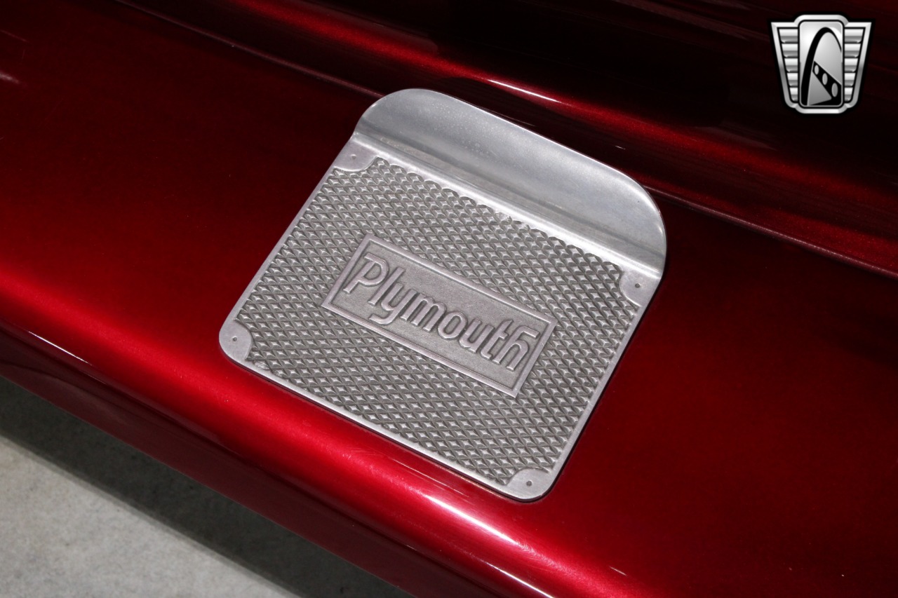 1933 Plymouth Sedan 78