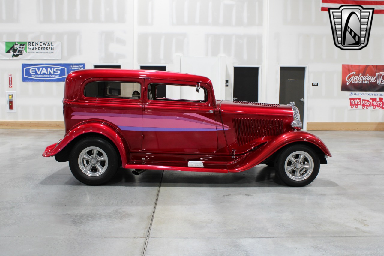 1933 Plymouth Sedan 35