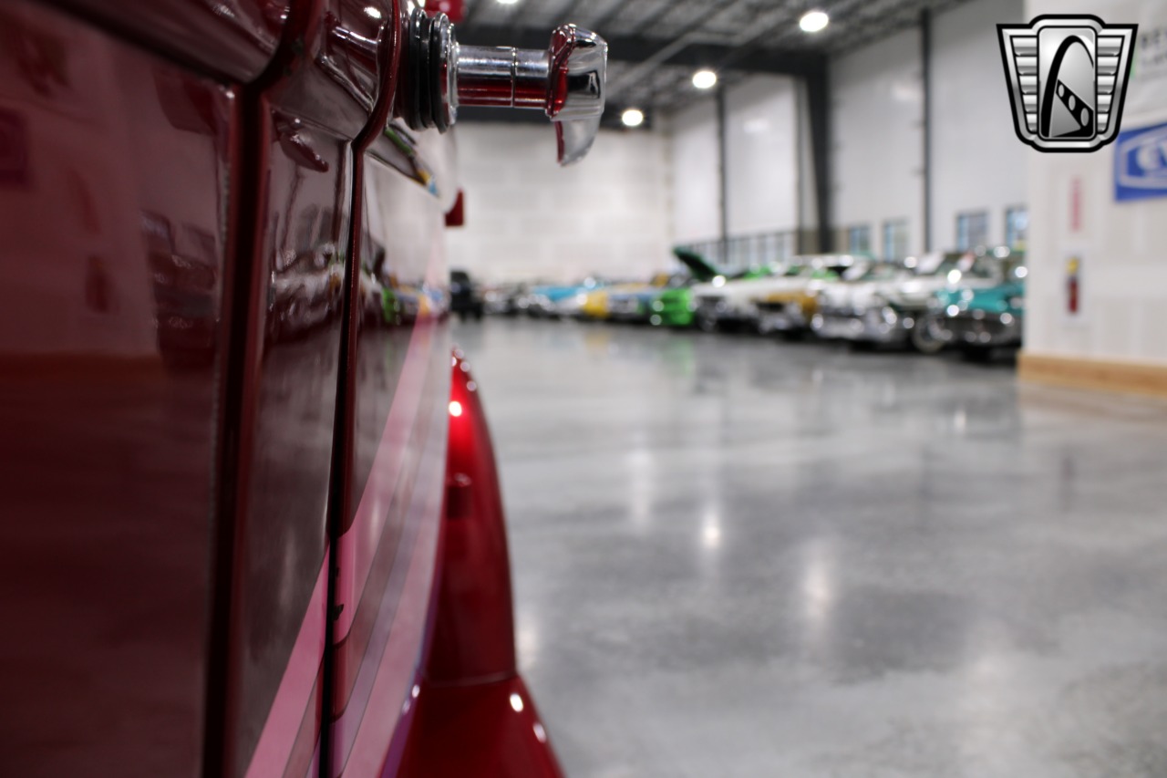 1933 Plymouth Sedan 59