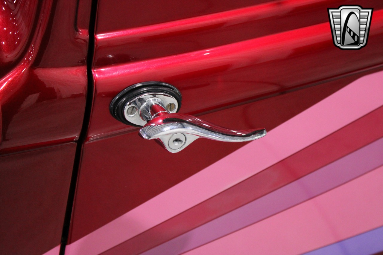 1933 Plymouth Sedan 60