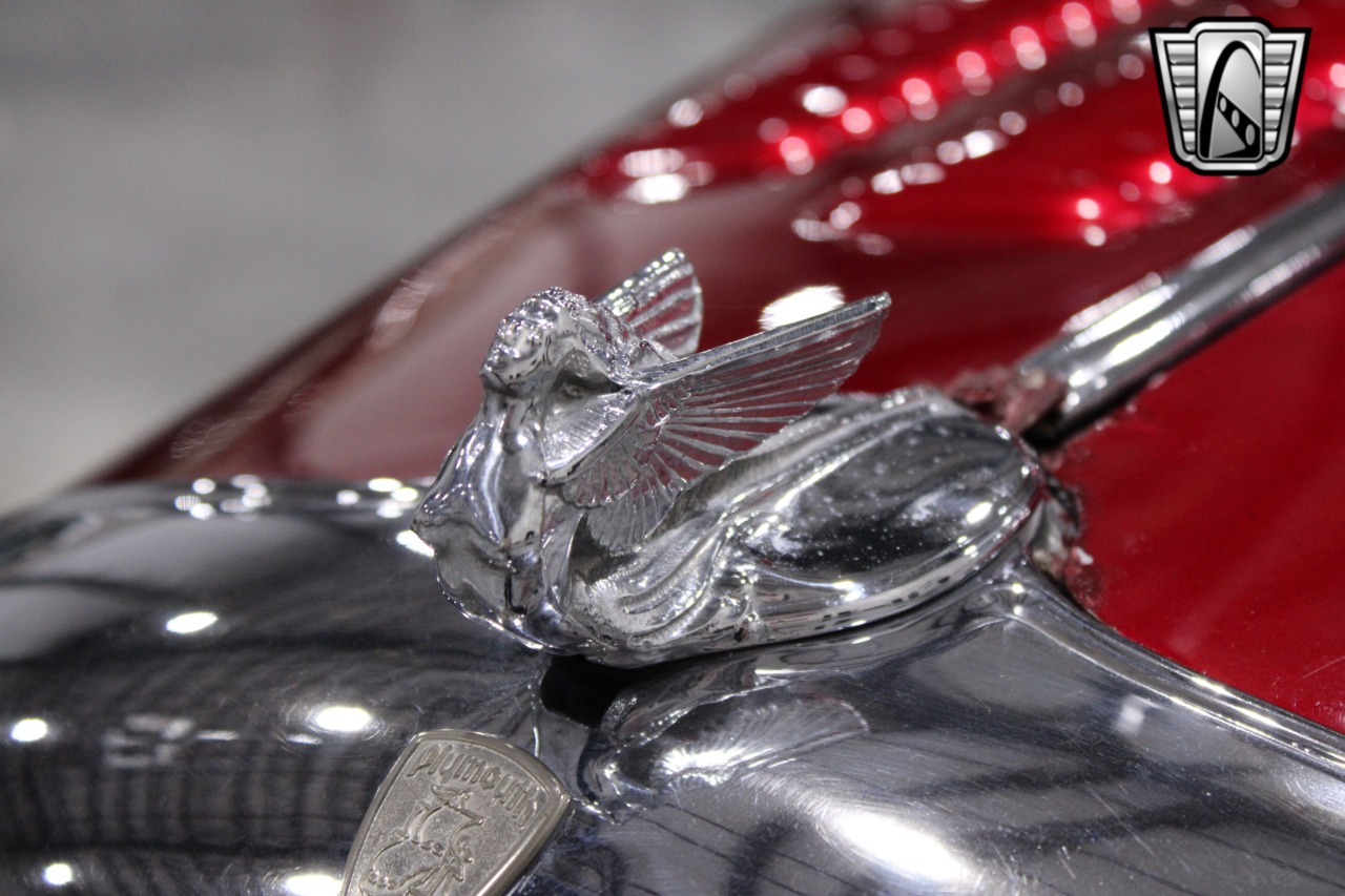 1933 Plymouth Sedan 89