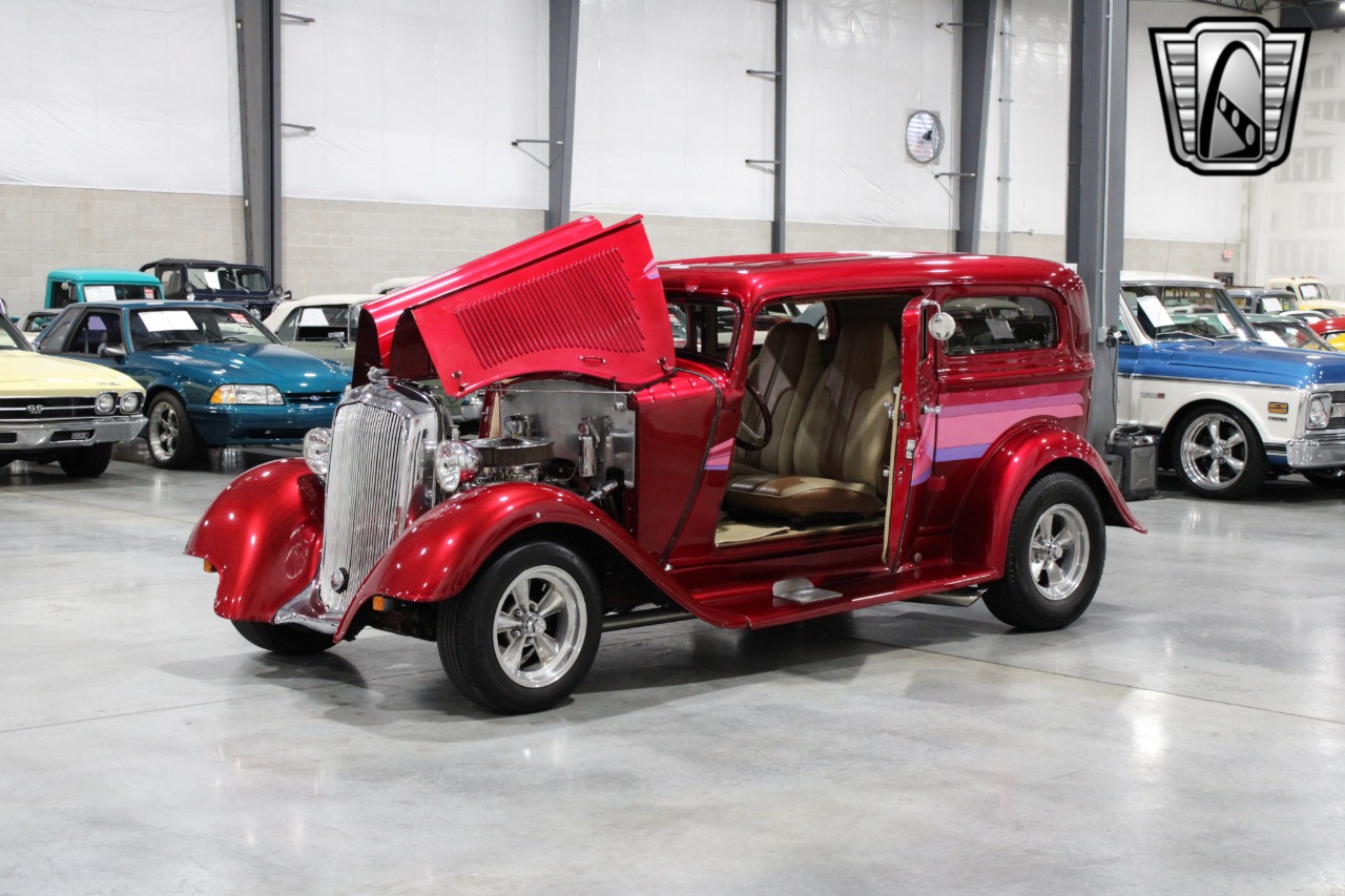 1933 Plymouth Sedan 16
