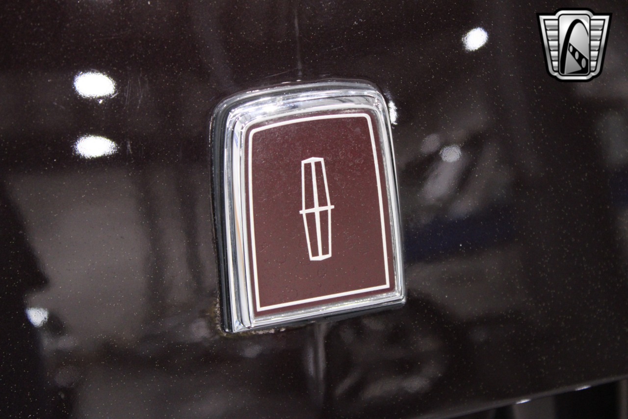 1988 Lincoln Mark 73