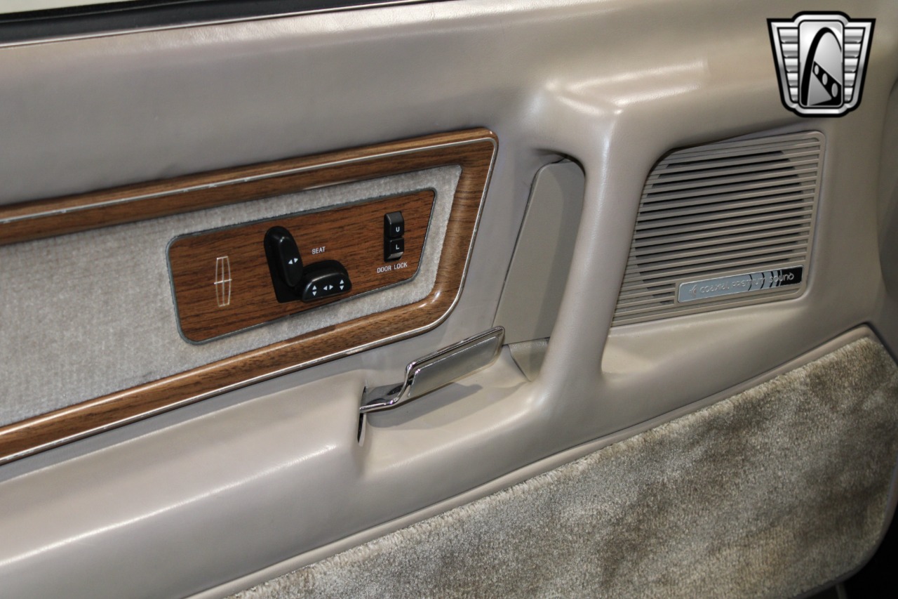 1988 Lincoln Mark 99