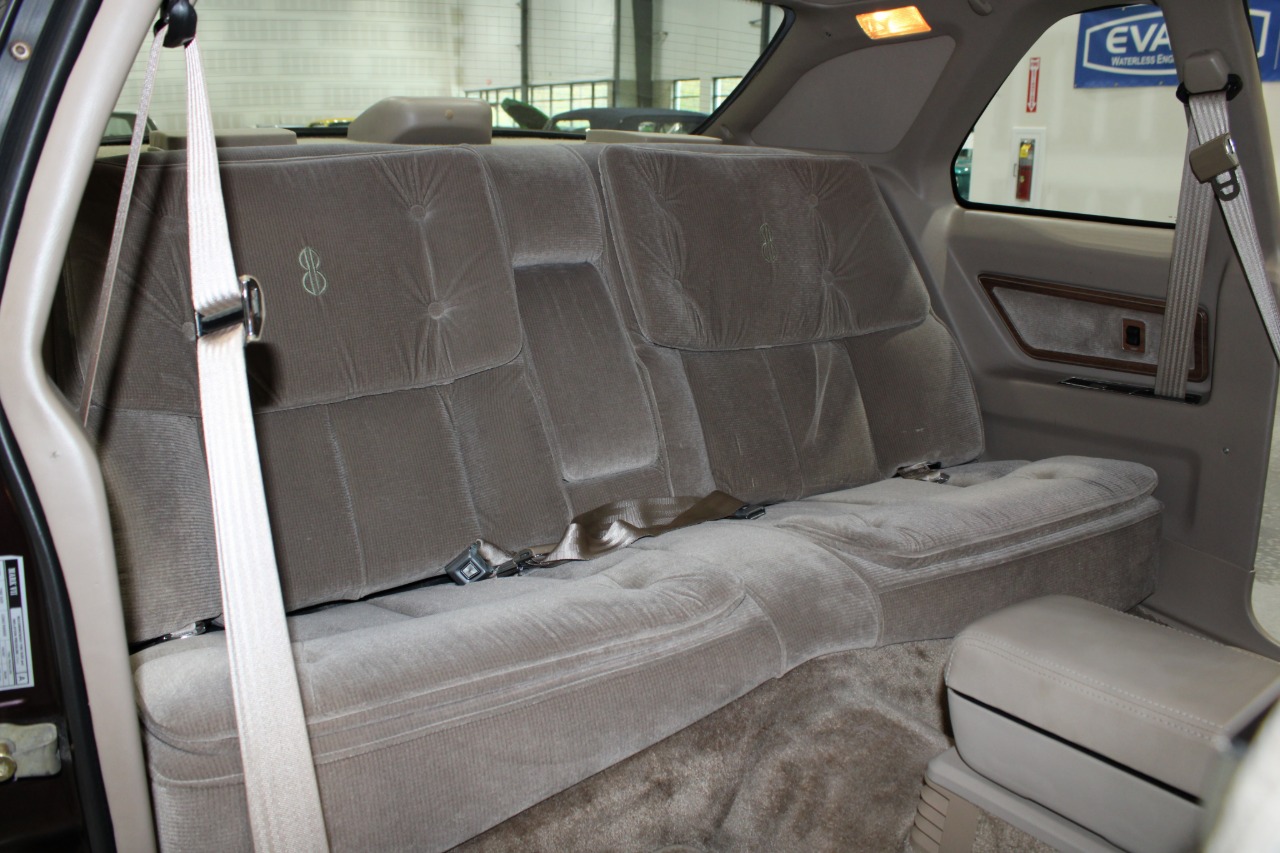 1988 Lincoln Mark 26