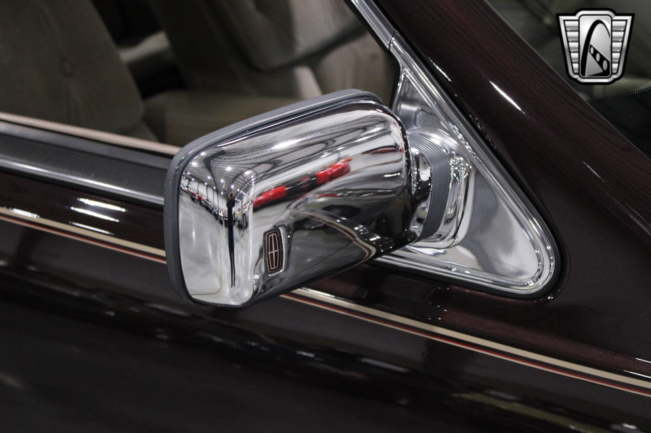 1988 Lincoln Mark 83