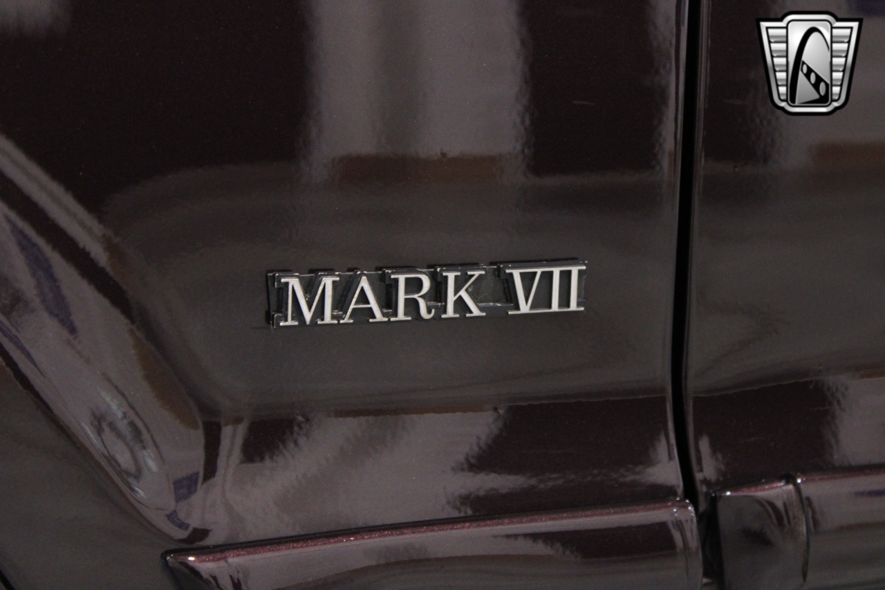 1988 Lincoln Mark 61