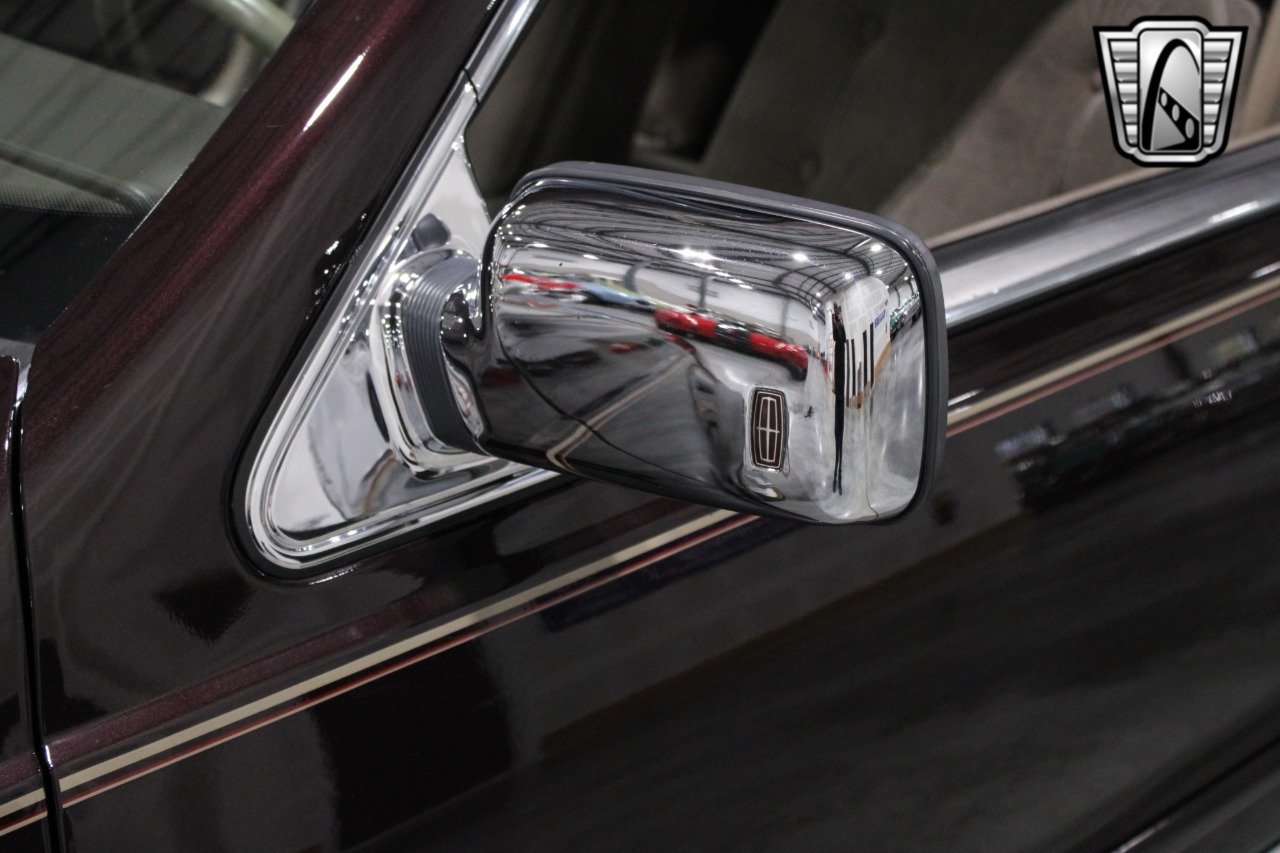 1988 Lincoln Mark 63