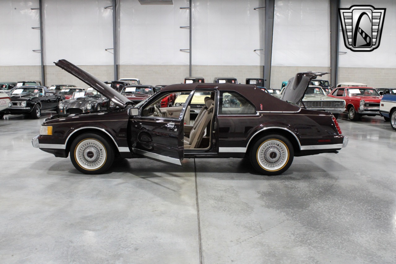1988 Lincoln Mark 92