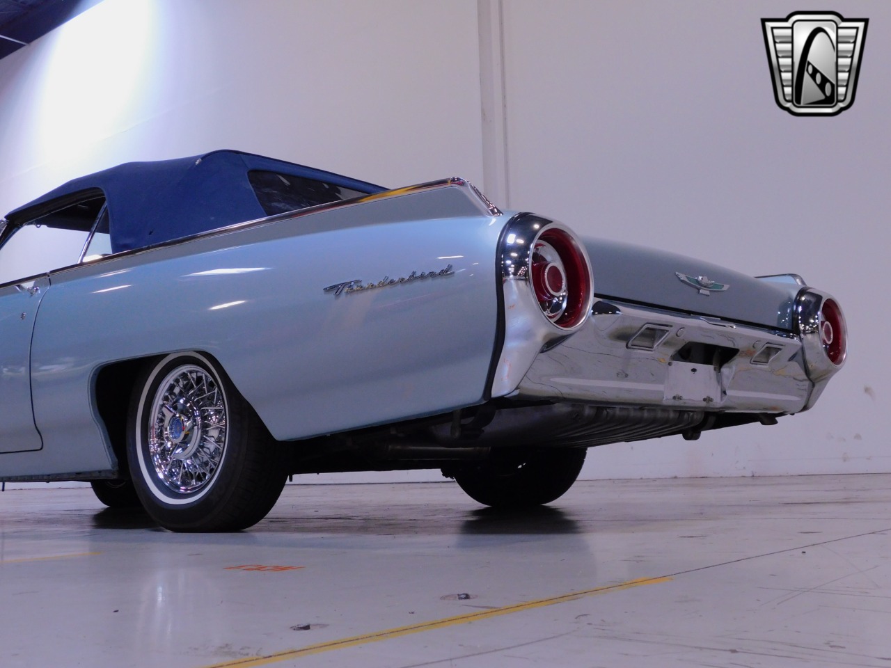 1963 Ford Thunderbird 72