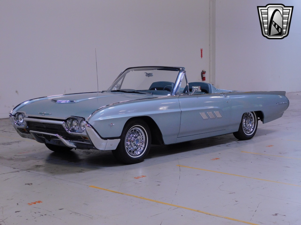 1963 Ford Thunderbird 31