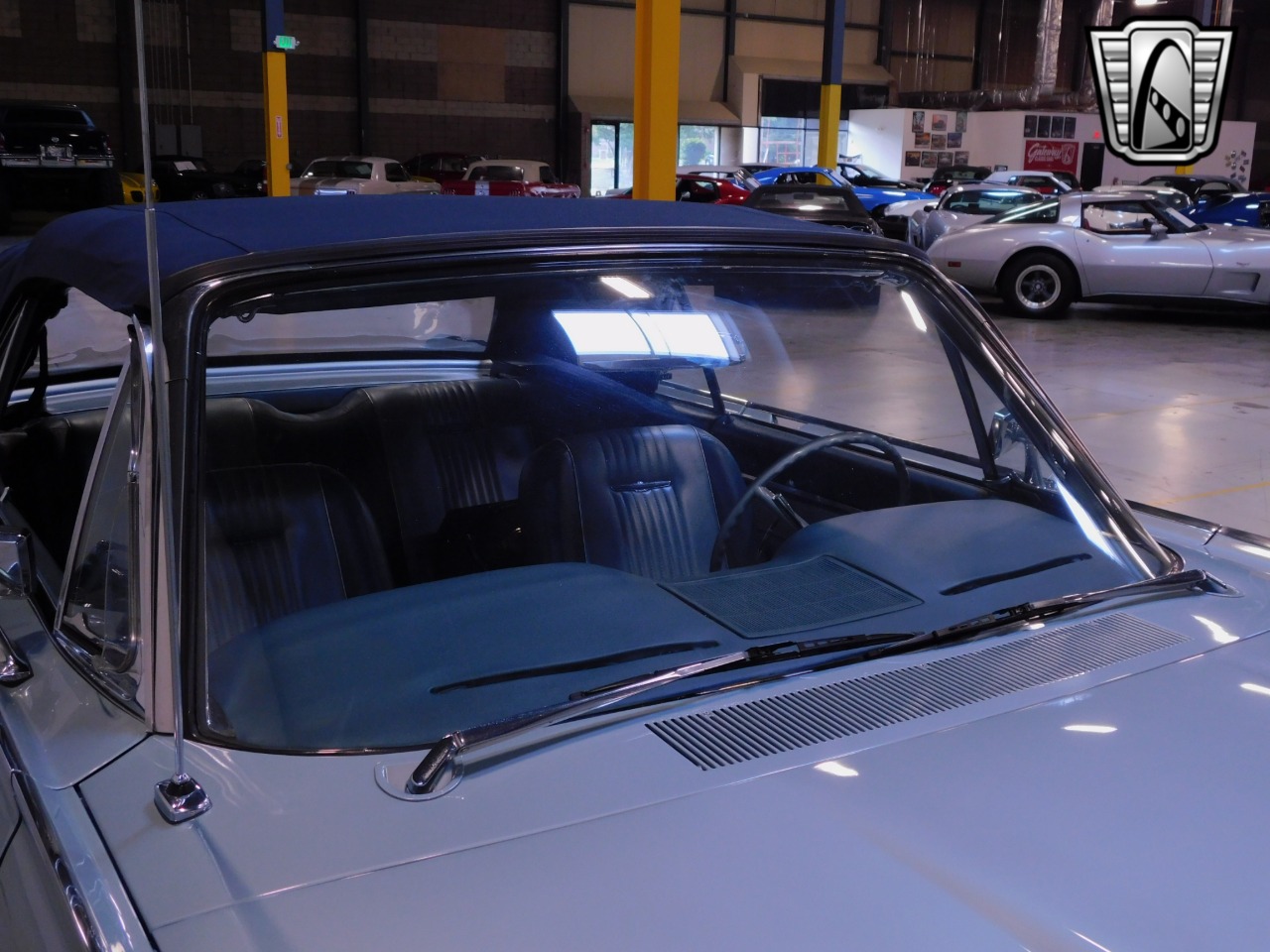 1963 Ford Thunderbird 88