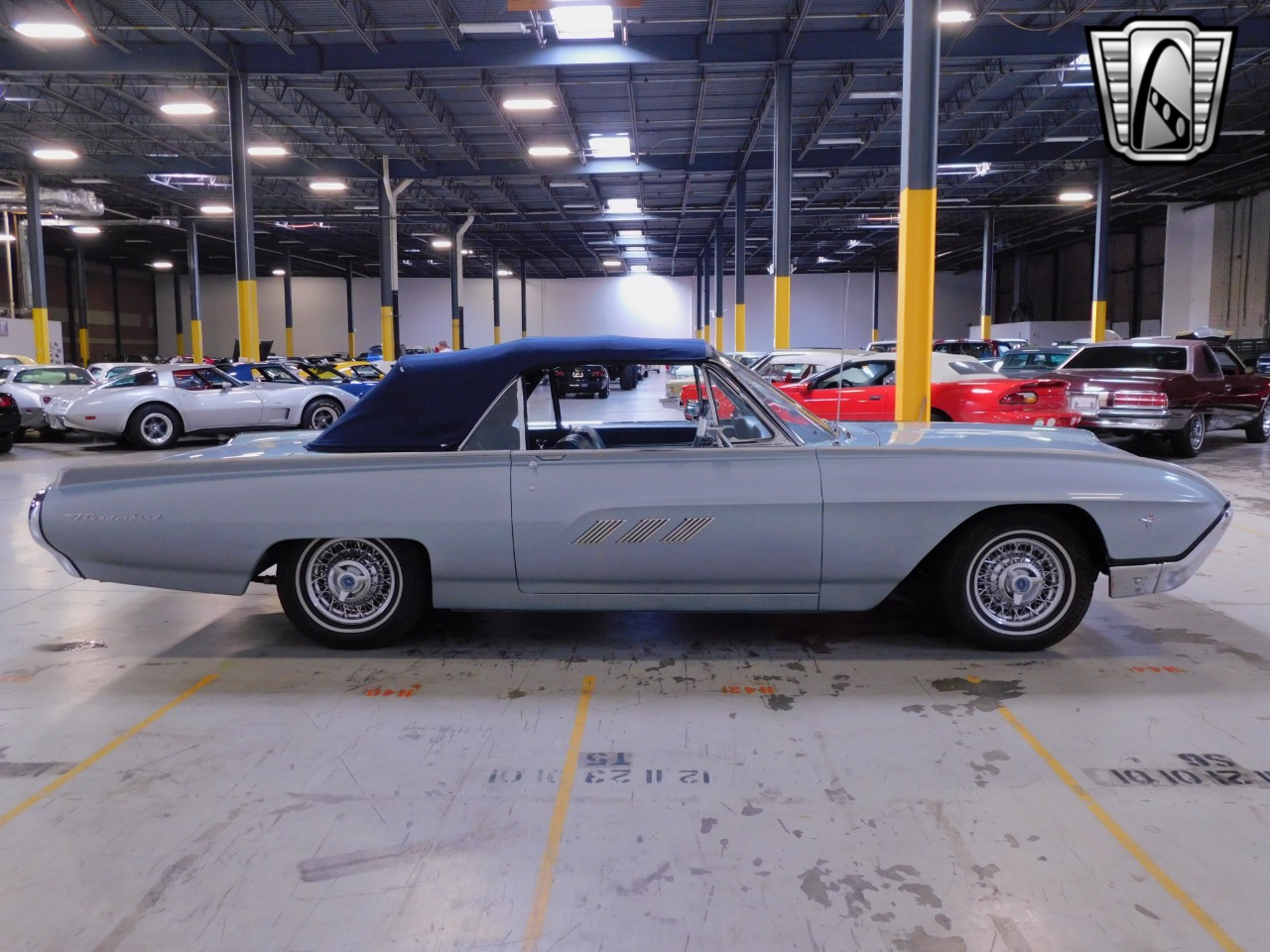 1963 Ford Thunderbird 44