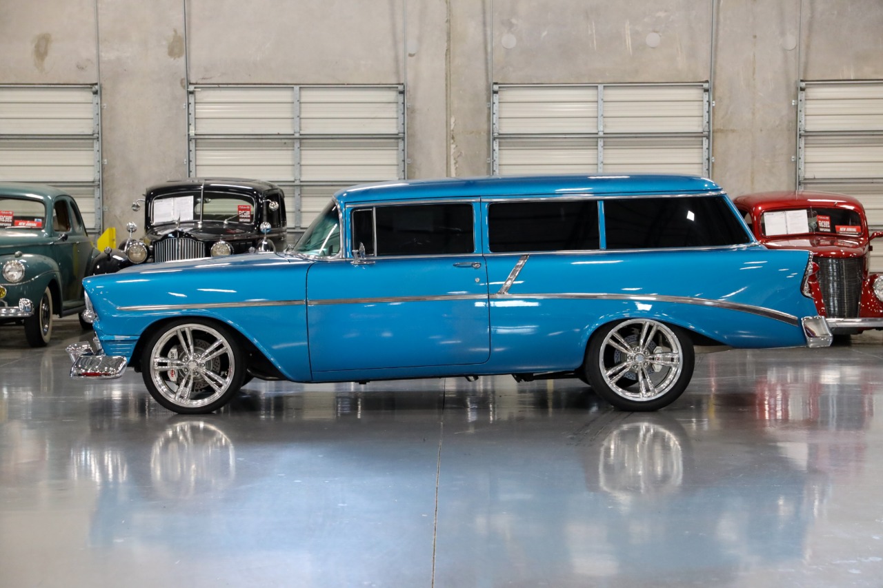 1956 Chevrolet Handyman 40