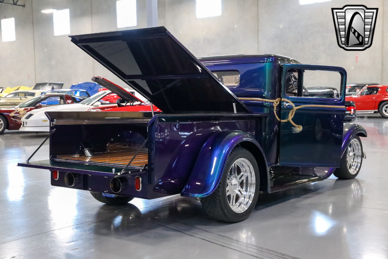 1933 Ford Model T 13