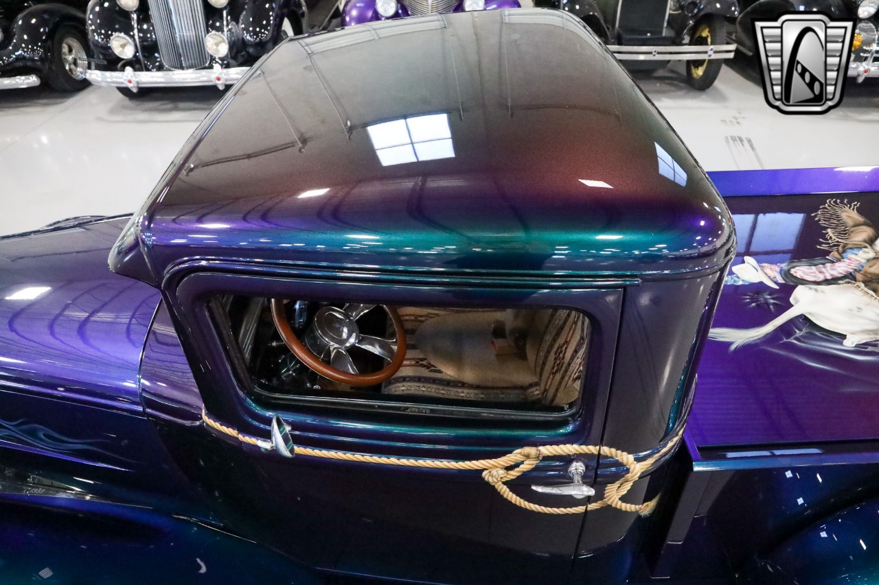 1933 Ford Model T 41