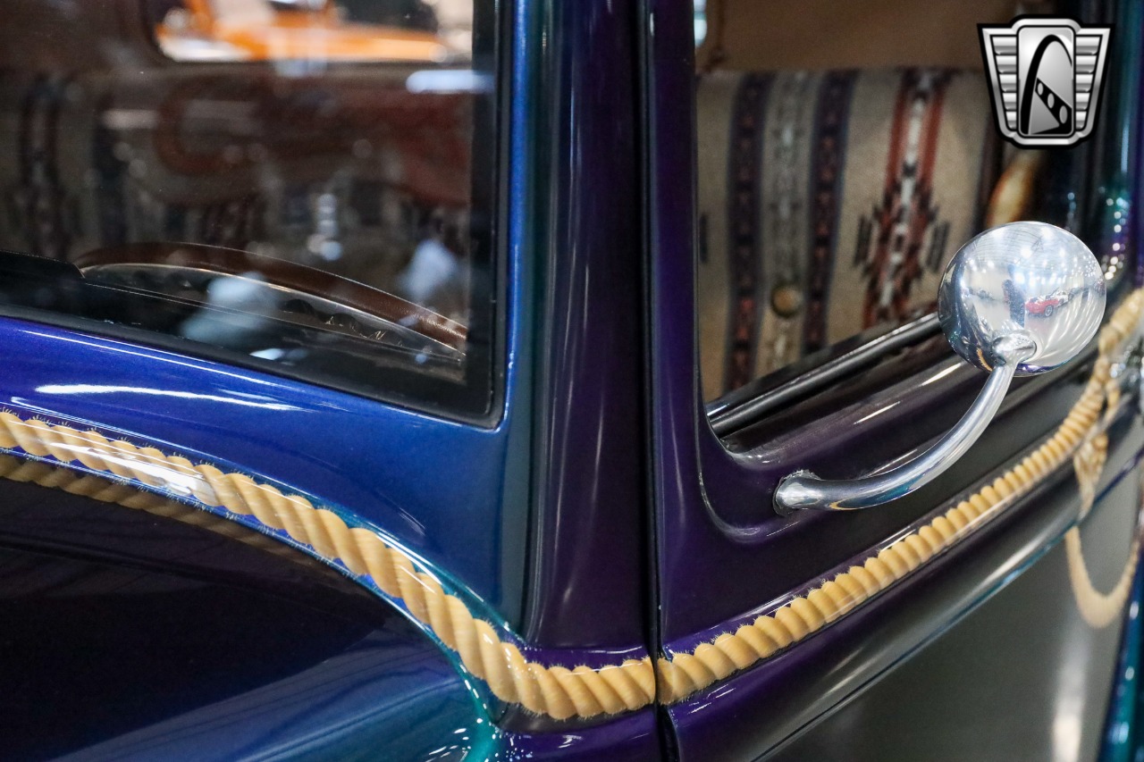 1933 Ford Model T 70