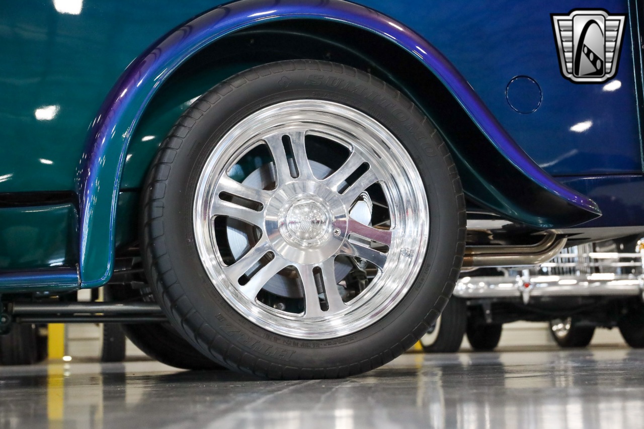 1933 Ford Model T 73