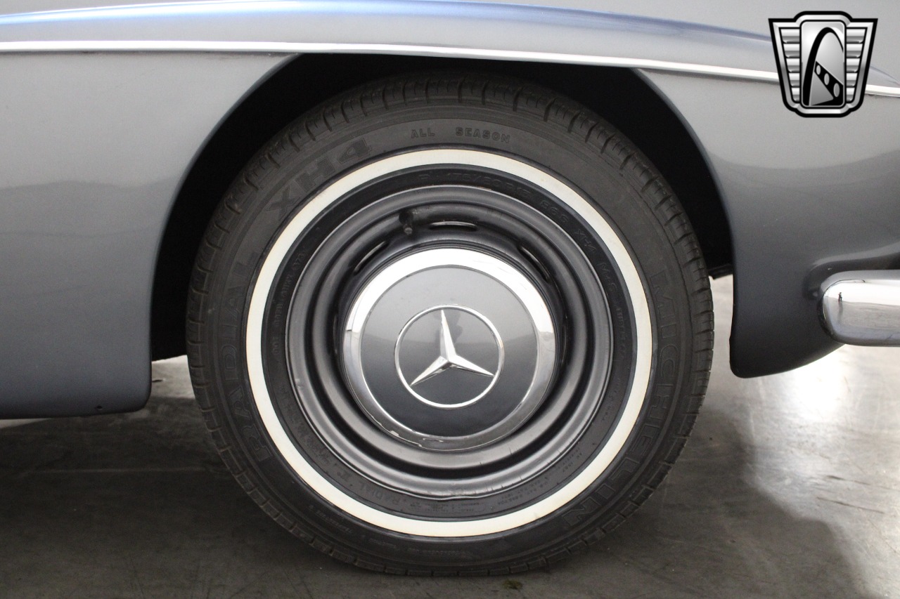 1961 Mercedes-Benz 190SL 75