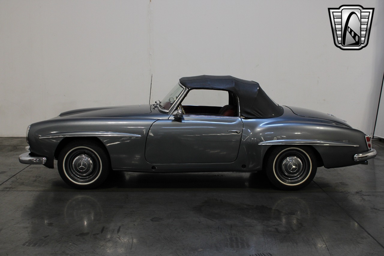 1961 Mercedes-Benz 190SL 38