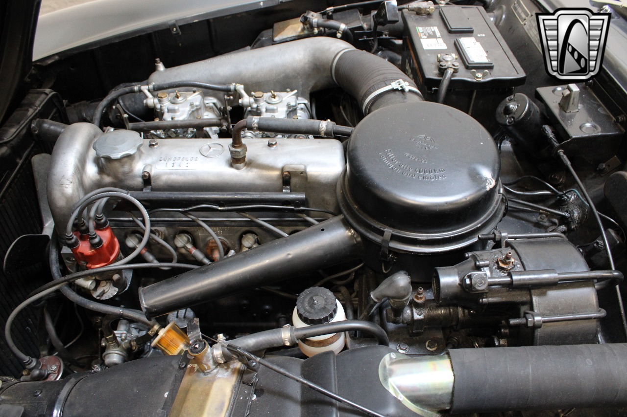 1961 Mercedes-Benz 190SL 19