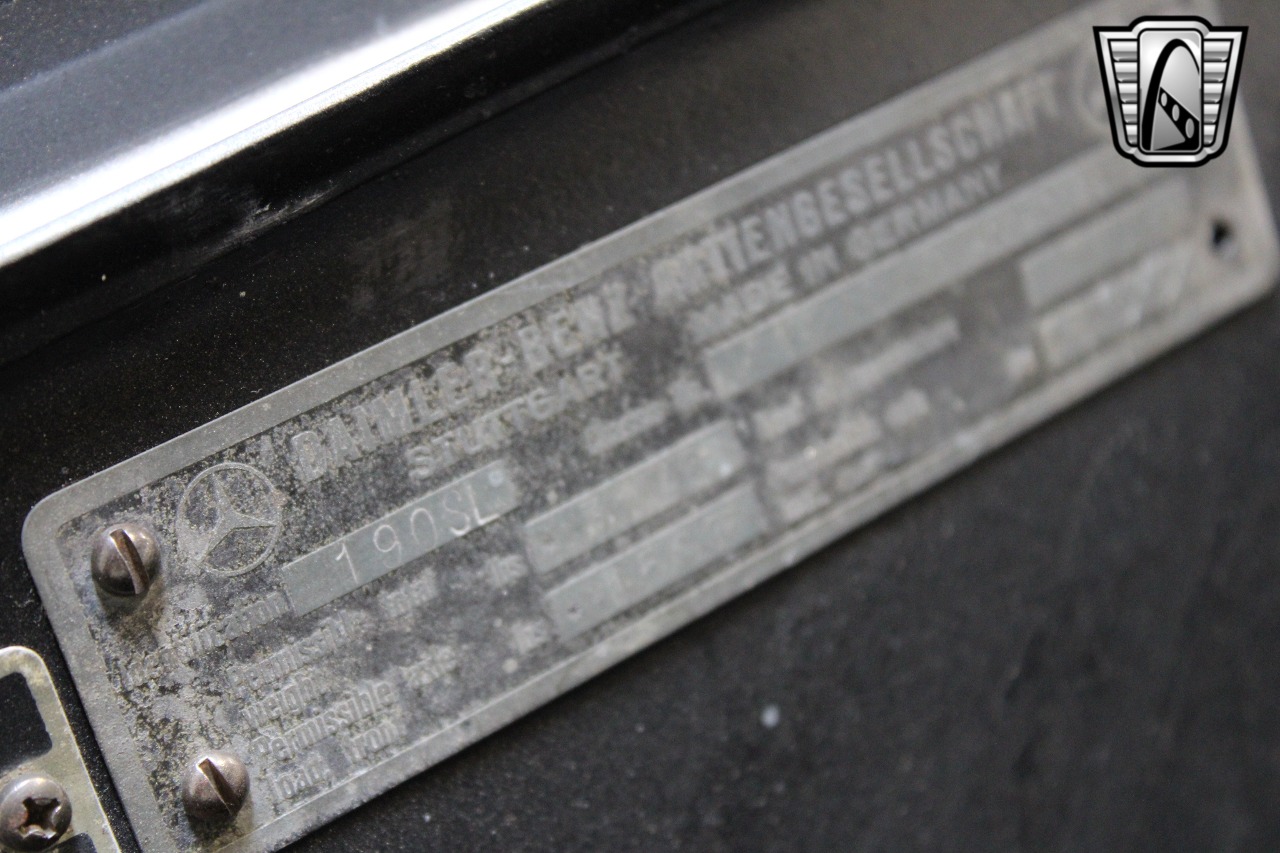 1961 Mercedes-Benz 190SL 22