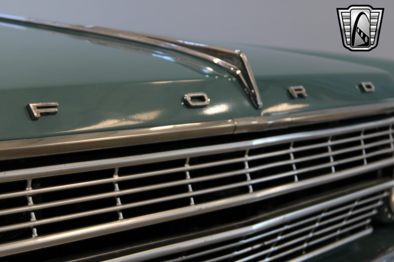 1966 Ford Galaxie 44